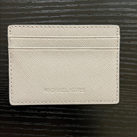 Michael Kors Wallet - Picture 10 of 13